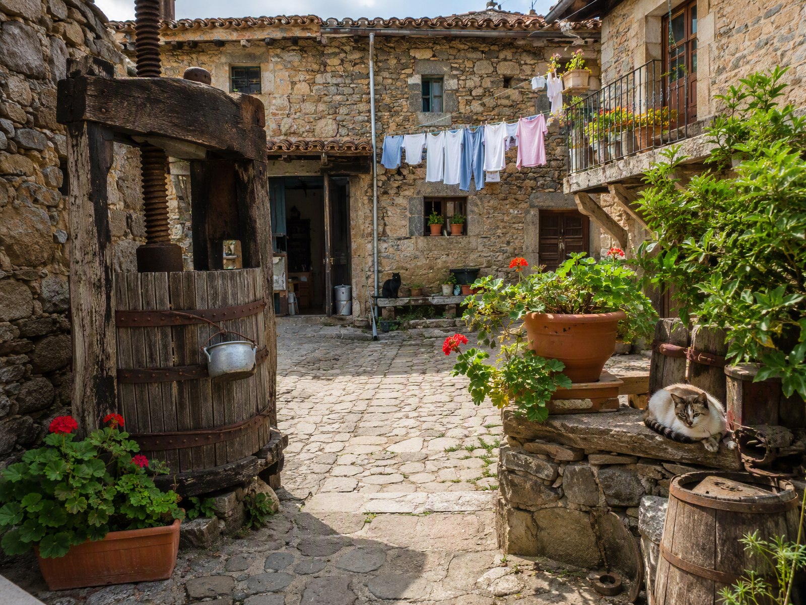 Stone houses & courtyards