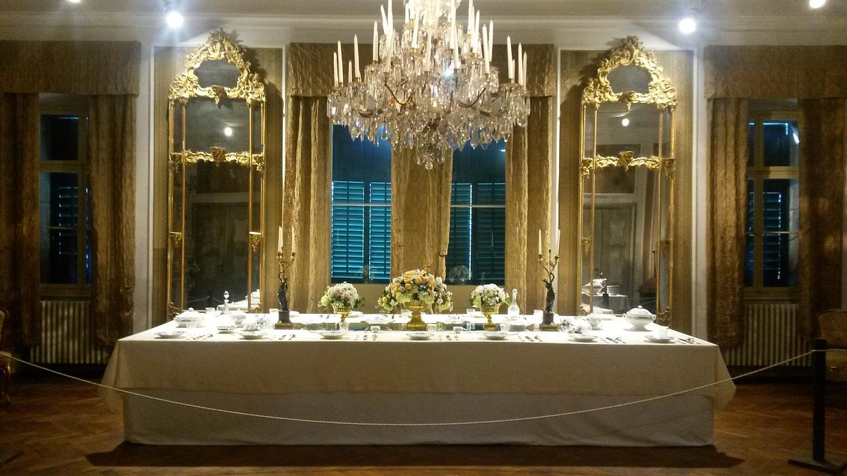 The grand dining room laid for a banquet