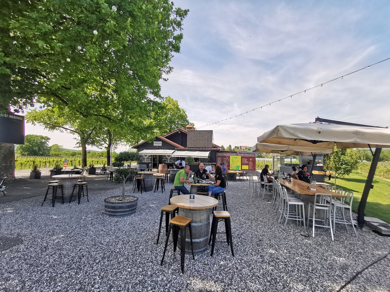 Konvin Wine Bar in Brda