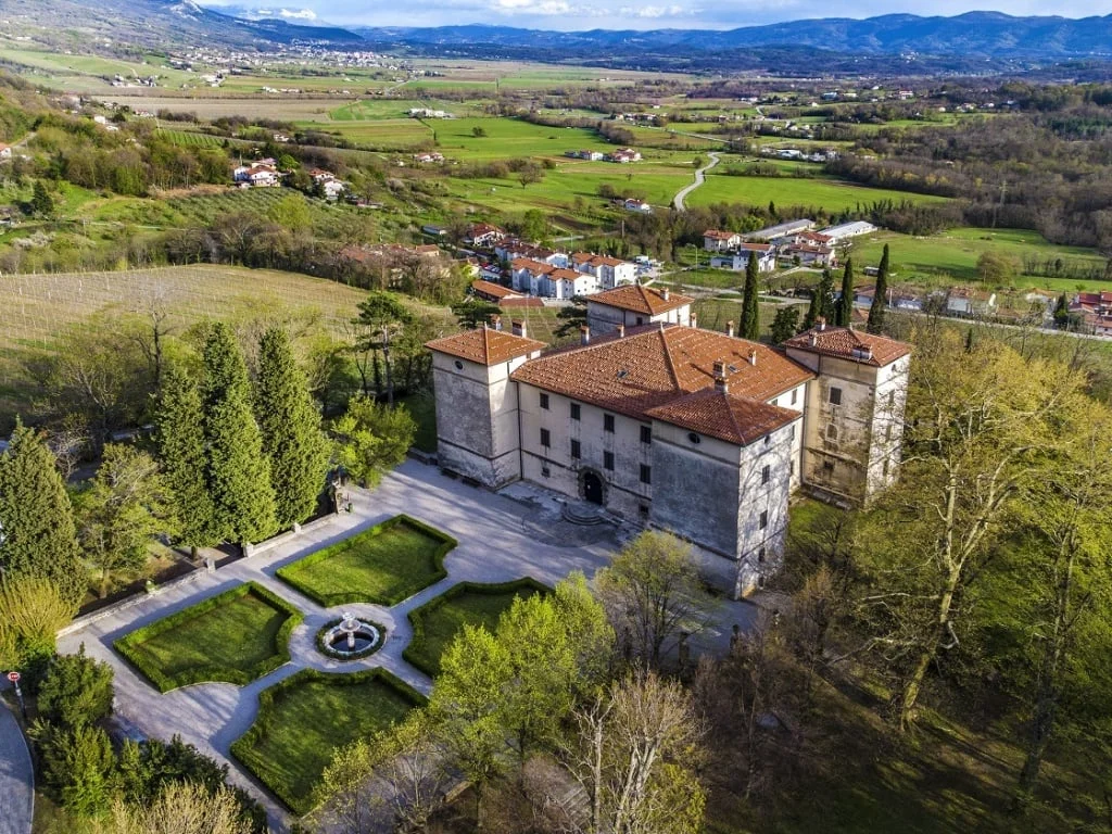 Kromberk Castle